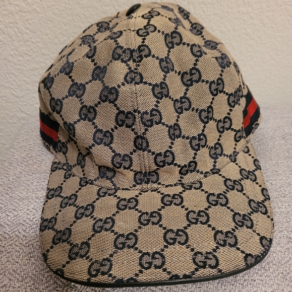 Authentic. Gucci Beige and Blue Patterned Hat. Like New.  Worn Once. - Picture 1 of 6